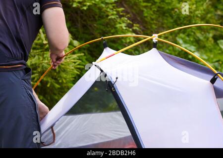 How to Set Up a Tent: Step-by-Step