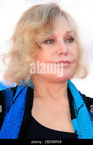 April 14, 2012, Los Angeles, CA, USA: LOS ANGELES - APR 4:  Kim Novak at the Kim Novak Hand and Foot Print Ceremony at the Grauman's Chinese Theatre on April 4, 2012 in Los Angeles, CA12 (Credit Image: © Kay Blake/ZUMA Wire) Stock Photo