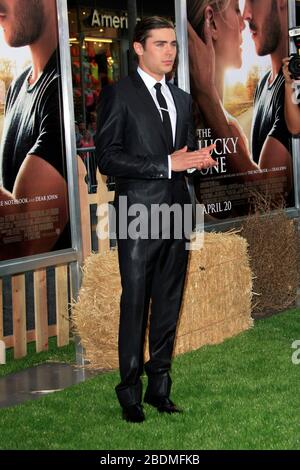 April 16, 2012, Los Angeles, CA, USA: LOS ANGELES - APR 16:  Zac Efron  at the ''The Lucky One'' Premiere at the Grauman's Chinese Theatre on April 16, 2012 in Los Angeles, CA (Credit Image: © Kay Blake/ZUMA Wire) Stock Photo