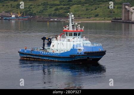 Murmansk, Russia - August 18, 2019: The sea tow Yuribey  floats in Kola Bay, near the port of Murmansk. Stock Photo