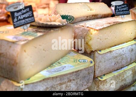 Turin, Piedmont, Italy. -10/22/2010- The food fair 'Salone del Gusto'. Raschera cheese. Stock Photo