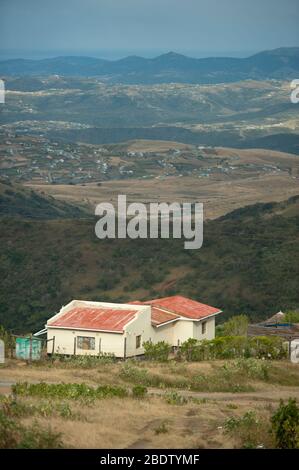 houses-on-hill-swazeni-district-pondoland-wild-coast-eastern-cape