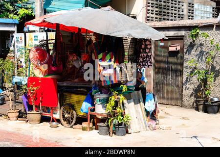 An unidentified street shop on Khao San Road Stock Photo