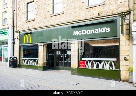 UNITED KINGDOM, LANCASTER - 9TH APRIL 2020 Exterior of shop during lockdown for Covid 19 Virus Stock Photo