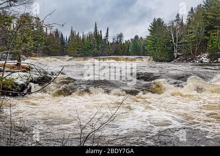 Bruce Peninsula National Park The Grotto & Indian Head Cove  Fathon Five National Park Tobermory Ontario Canada in winter Stock Photo