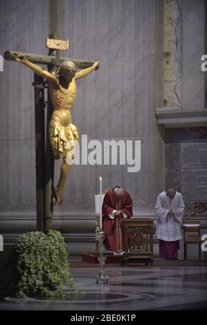 Vatican City State, Vatican City. 10th Apr, 2020. Pope Francis celebrates the ceremony of the Good Friday Passion of the Lord Mass in Saint Peter's Basilica at the Vatican on Friday, April 10, 2020 The ceremony was seen via video. Photo by Stefano Spaziani/UPI Credit: UPI/Alamy Live News Stock Photo