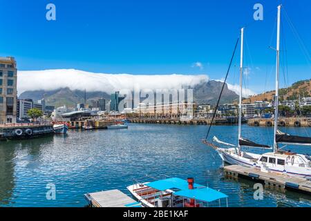 Cape Town, South Africa - January 29, 2020: Table Mountain at the Victoria & Alfred Waterfront. Copy space for text Stock Photo