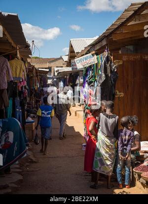 Narrow market street scene in Mzuzu, northern Malawi Stock Photo