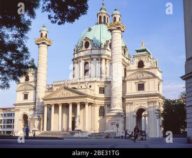 St Charles Church (Karlskirch), Karlsplatz, Innere Stadt, Vienna (Wien), Republic of Austria Stock Photo