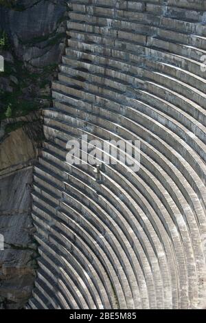 Die Grimsel-Staumauer im Berner Oberland, Schweiz Stock Photo