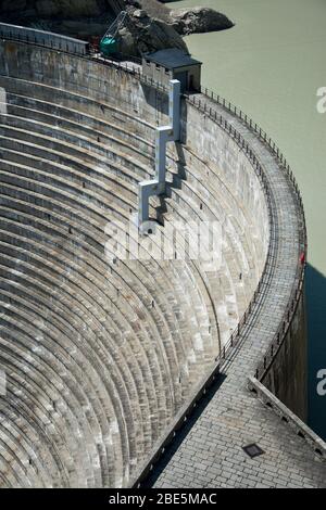 Die Grimsel-Staumauer im Berner Oberland, Schweiz Stock Photo