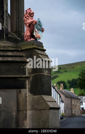 Partial view of pink lion atop Bruce Fountain, Falkland, Fife, Scotland, UK, Europe Stock Photo