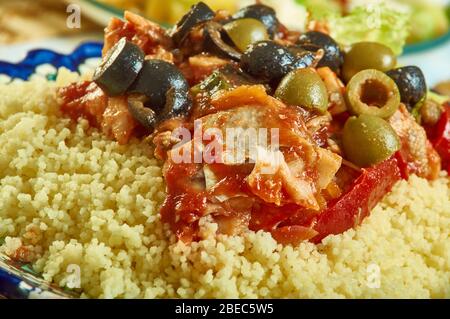 Tunisien Seskssou bel hout -ethnic  fish  couscous close ip Stock Photo