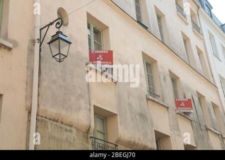 CONFINEMENT LUNDI DE PAQUES Stock Photo