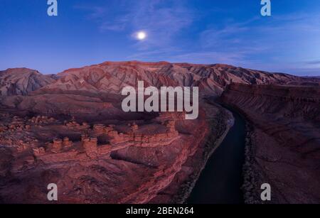 The Raplee Anticline, unique Geology aerial in southern Utah at dusk Stock Photo