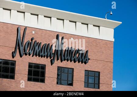 A logo sign outside of a Neiman Marcus retail store location in Tysons,  Virginia on April 2, 2020 Stock Photo - Alamy