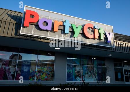 A logo sign outside of a Party City retail store location in Wheaton, Maryland on April 2, 2020 Stock Photo - Alamy