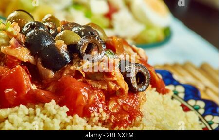 Tunisien Seskssou bel hout -ethnic  fish  couscous close ip Stock Photo