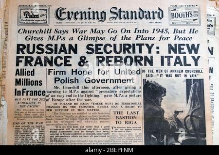 Evening Standard WWII British newspaper headline 28 September 1944 'Russian Security: New France & Reborn Italy'  London England UK Stock Photo