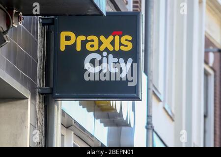 UTRECHT, 15-04-2020 , Dutchnews, Praxis new logo, Nieuw logo Praxis / Praxis City Stock Photo