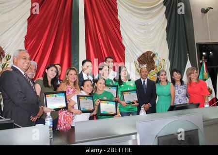 Hermosillo, Sonora 20-Sept- 2016.- Entregan Dip. Jorge Luis Márquez Cazares Presidente del Congreso del Estado de Sonora y Dip José Luis Castillo Godínez Presidente de la Comisión del Deporte reconocimientos a atletas sonorenses que participaron en Juegos Olímpicos de Río 2016, Eva Alicia Gurrola Ortíz y Mónica Patricia Domínguez Lara en levantamiento de Pesas; Alejandra Valencia Trujillo en Tiro con Arco Individual; Samuel Córdoba Arvizu en Voleibol de Sala; César Jasib Montes Castro en Futbol y Edgar Rivera Morales en Salto de Altura Atletismo.CreditoFoto:© Pablo De La Rosa/ NortePhoto Stock Photo