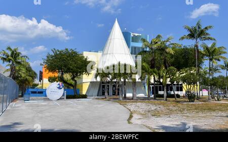 MIAMI BEACH, FL - APRIL 10: COVID-19: Miami Beach has an Eerie calm and quiet to it as tourist attractions and hot spots like Ocean Drive, Lincoln Road, The Design District and the Wynwood Art District all are empty as businessÕs and Florida economy come to a total halt after Florida Gov. Ron DeSantis orders all entertainment venues, restaurants, and beaches to close in Dade, Broward and Palm Beach Counties in the name of public safety an in an effort to slow the spread of the Coronavirus on April 10, 2020 in Miami Beach, Florida People: Miami Children's Museum Stock Photo