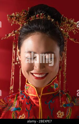 A beautiful Chinese bride features Stock Photo