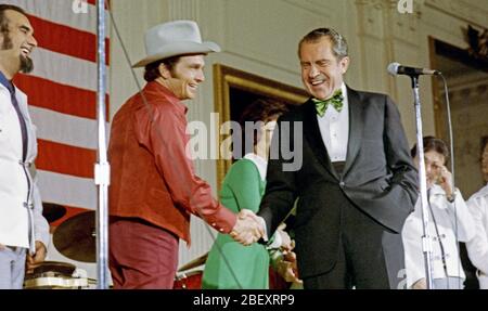 U.S. President Richard Nixon shakes hands with sightseers at Leningrad ...