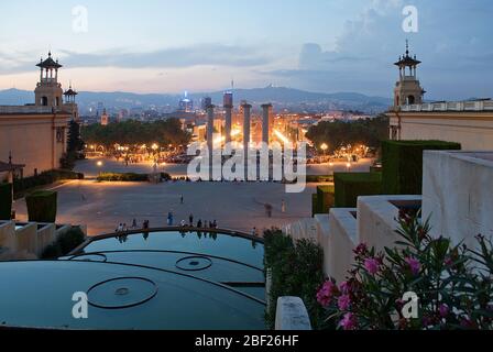 Glow Towers Magic Fountain Fountains Barcelona City Skyline Dusk Sunset Lights The Four Columns Montjuic, Barcelona, Spain Stock Photo