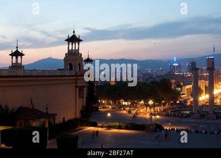 Glow Towers Magic Fountain Fountains Barcelona City Skyline Dusk Sunset Lights The Four Columns Montjuic, Barcelona, Spain Stock Photo