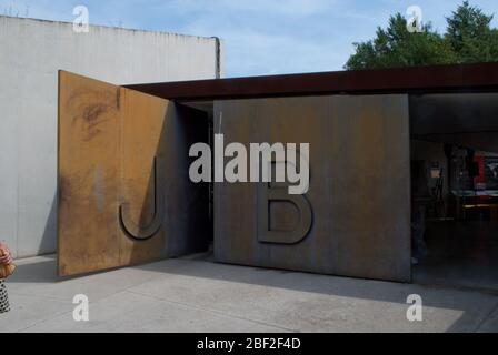 Jardi Botanic de Barcelona, Carrer del Doctor Font i Quer, Monjuic, Bacelona, Spain by OAB Office Architecture Carlos Ferrater, Josep Lluis Canosa Stock Photo