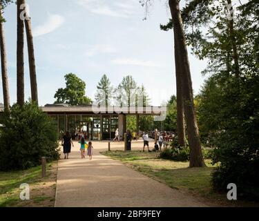 Wendover Woods Visitors Centre main entrance. Wendover Woods Visitor Centre, Aylesbury, United Kingdom. Architect: Re-Format, 2018. Stock Photo