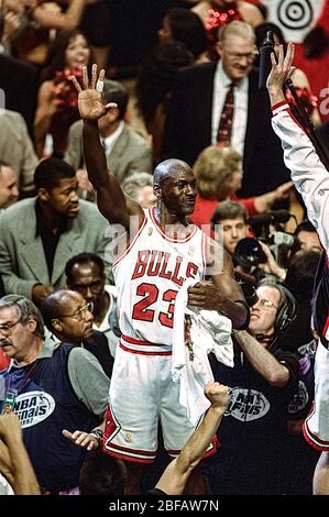 Michael Jordan and the Chicago Bulls defeat the Utah Jazz winning the 1997 NBA Finals Stock Photo