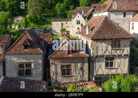 Half-timbered homes in medieval town of Saint-Cirq-Lapopie, Quercy, Occitanie, France