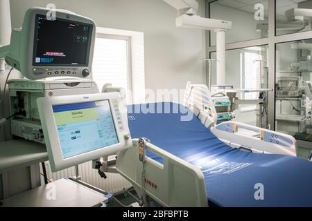 Modern intensive care unit at Sarajevo hospital Stock Photo