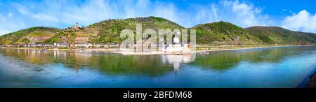Picturesque landscape of Kaub with fortress Pfalzgrafenstein and Gutenfels Stock Photo