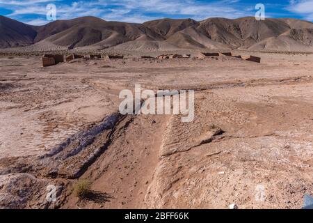 Abendoned and decayed village of Huaira Huasi on N52 at Salar Olaroz, high-altitude Andes, Northwest Argentina, Latin America Stock Photo