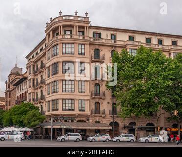 Palma de Mallorca, Balearic Islands/Spain; 05/25/2015: The facade of the extinct Bar Cristal in the Plaza de España in Palma de Mallorca Stock Photo