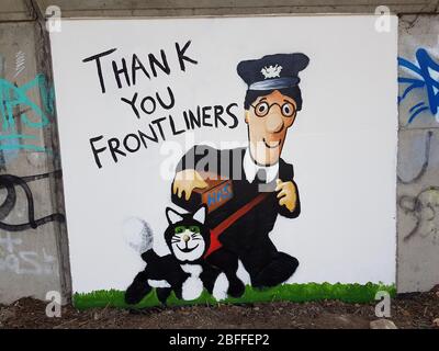 thank you frontliners UK coronavirus graffiti Stock Photo