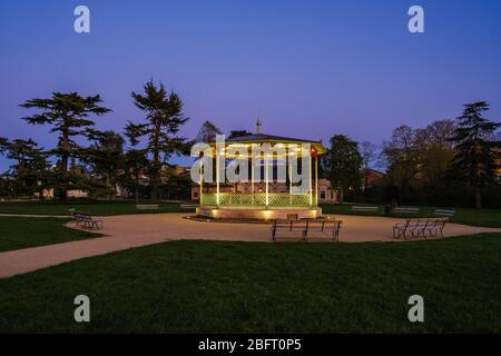 Victorian Bandstand in the Royal Pump Rooms Gardens, Royal Leamington Spa, one month after its 2019 refurbishment, completed in March 2020. Stock Photo