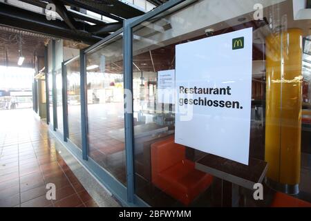 Hamburg, Germany. 18th Apr, 2020. 'Restaurant closed' is written on a sign at a branch of the US-American fast-food company McDonald's in Hamburg main station. Credit: Bodo Marks/dpa/Alamy Live News Stock Photo