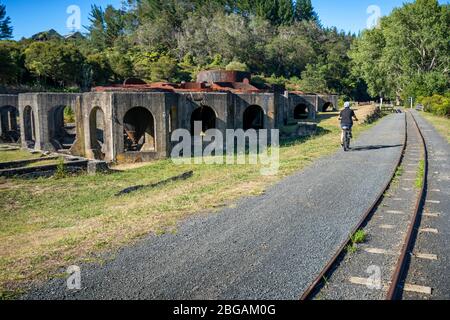 Remains of the Victoria Gold Battery alongside the Ohinemuri River at Waikino, North Island New Zealand Stock Photo