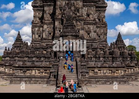 Indonesian Schoolchildren Visiting The Prambanan Temple Compounds, Yogyakarta, Central Java, Indonesia. Stock Photo