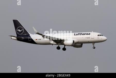 D-AIWC Lufthansa Airbus A320-214(WL) at Malpensa (MXP / LIMC), Milan, Italy