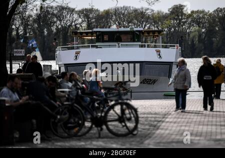 Berlin, Germany. 16th Apr, 2020. Excursion steamers are moored at Tegler Hafen. Credit: Britta Pedersen/dpa-Zentralbild/ZB/dpa/Alamy Live News Stock Photo