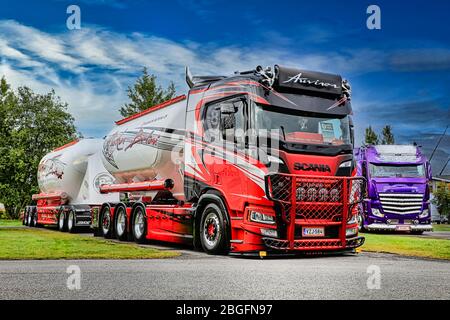 Kuljetus Auvinen Oy super trucks, category winner Scania R580 bulk transporter with Lowrider. Power Truck Show 2019. Alaharma, Finland. August 9, 2019 Stock Photo