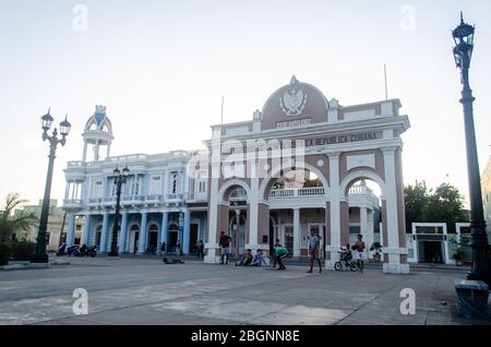 Palacio Ferrer and the Arch of Triumph in Cienfuegos Stock Photo