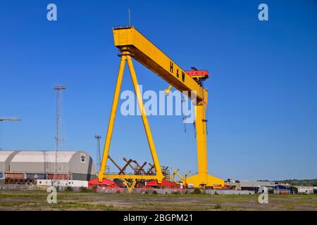 Ireland, County Antrim, Belfast, Queens Island, One of the two Harland and Wolff cranes known as Samson. Stock Photo