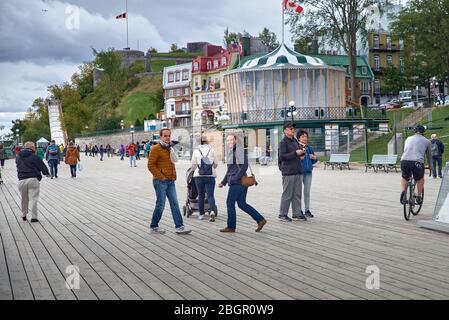 Quebec city, Canada september 23, 2018: sightseers and tourists enjoy a leisurely stroll along Terrasse Dufferin in Quebec City's old town Stock Photo
