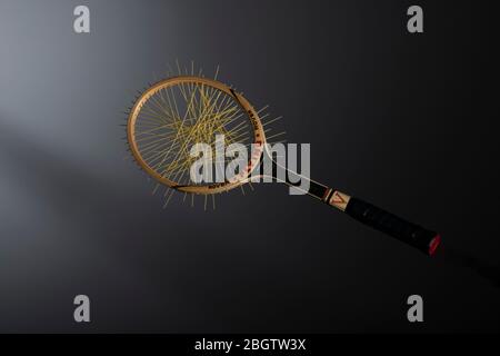 spaghetti string racket